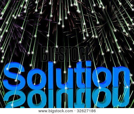 成功の達成と戦略ソリューション単語花火を示しています