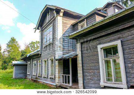Obninsk, Russia - July 2016: The Bugry Manor Of The Late 19th Century. The Estate Of Troyanovsky And