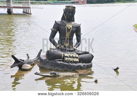 Phichit, Thailand - 1 October 2019 : Crocodile Statue Name  Phaya Chalawan Transformed Into A Person