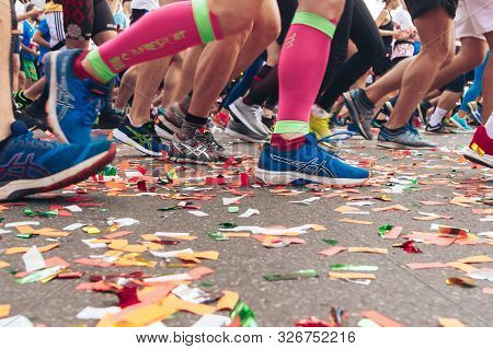 September 15, 2018 Minsk Belarus Half Marathon Minsk 2019 People Run A Half Marathon Confetti Lying 