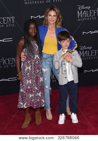 LOS ANGELES - SEP 30:  Jillian Michaels, Lukensia Michaels Rhoades and Phoenix Michaels Rhoades arrives for 'Maleficent: Mistress of Evil' World Premiere on September 30, 2019 in Hollywood, CA 