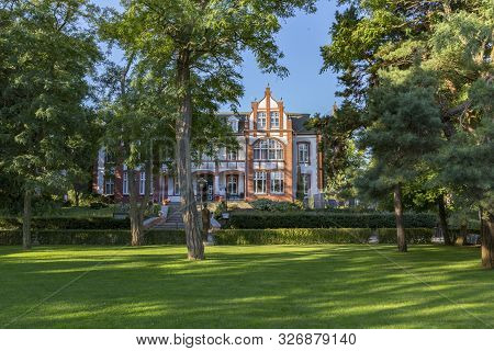 Zinnowitz, Germany - Aug 9, 2015:  Old Villa And Hotel In Zinnowitz, Usedom, Germany. The Promenade 