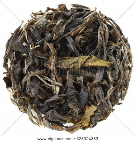 Loose Maocha Raw Puerh From Mensong Mountains In Yunnan Province Round Shape Isolated