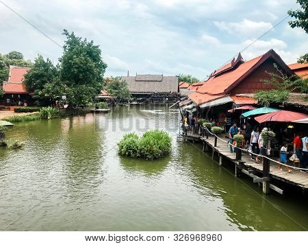 Phranakhon Si Ayutthaya, Thailand - June 30 2019 A Lot Of People Walking For Travel Or Shopping At A