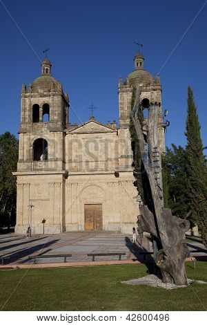 Kostel Santisima Trinidad Del Arrabal, Salamanca, Castilla Y Leon, Španělsko