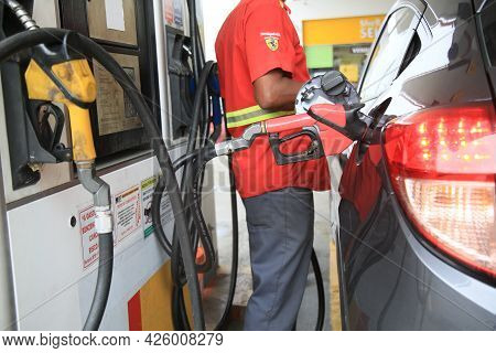 Gas Station In Salvador