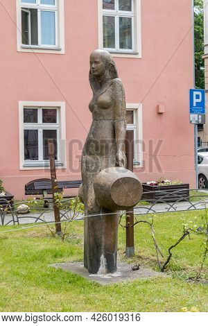 Zielona Gora, Poland - June 1, 2021: Winiarka Sculpture Located On The Square Between Ul. Jednosci A