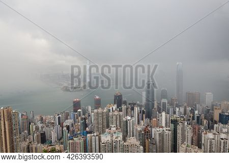 View Skyline Building With Storm In Rainy Season At Victoria Peak 11 Jue 2021