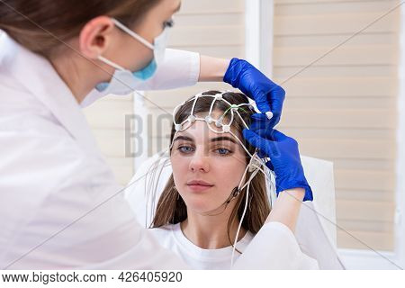 Patient Brain Testing Using Encephalography At Medical Center