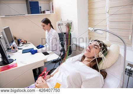 Patient Brain Testing Using Encephalography At Medical Center