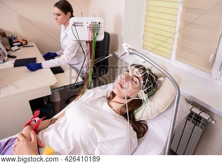 Patient Brain Testing Using Encephalography At Medical Center