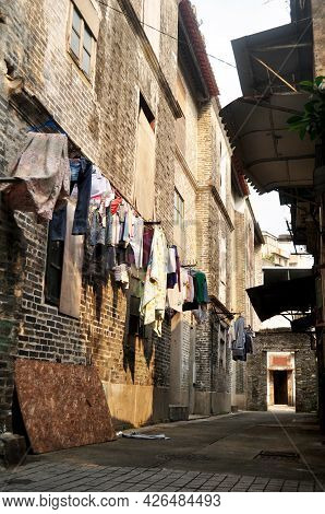 Life Lifestyle Of Macanese People Washing And Dry Clothes With Apartment House At Senado Senate Squa