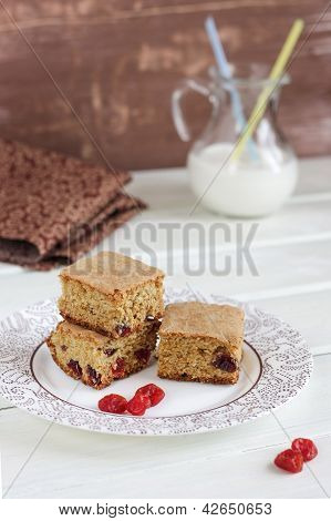 Kex med torkade körsbär