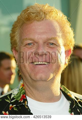 LOS ANGELES - SEP 03: Johnny Whitaker arrives to  the âDickie Roberts: Former Child Star' World Premiere on September 03, 2003 in Hollywood, CA
