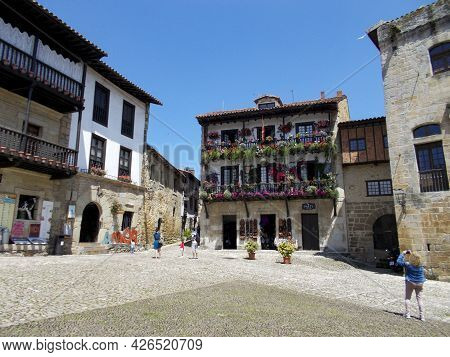 Santillana Del Mar, Spain - June 24, 2021. Picturesque And Medieval Village In Santillana De Mar, Ca