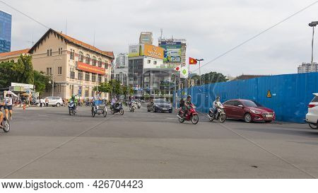 Ho Chi Minh, Vietnam - Oct 17, 2019 : Cho Ben Thanh Or Ben Thanh Market In Ho Chi Minh City, Vietnam