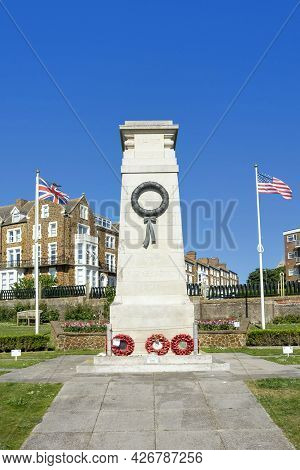 Old Hunstanton, Norfolk, England - June 13, 2021. The War Memorial At Hunstanton On A Sunny Day With