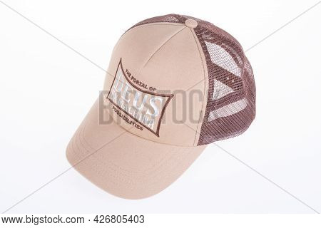 Toulouse , Occitanie France  - 06 25 2021 : Deus Ex Machina Customs Motorcycles Brown Cap With Logo 