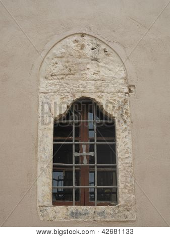 หน้าต่างโบสถ์ Nafplion กรีซ