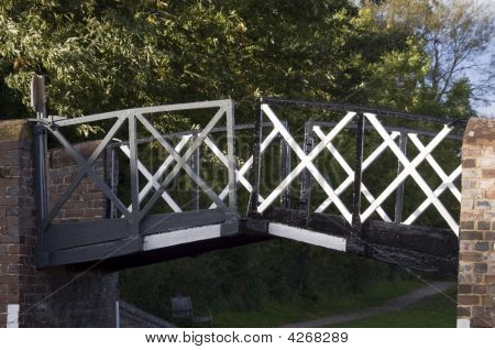 Ponte do canal