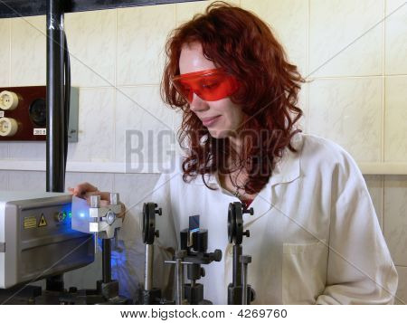 Donna-scienziato