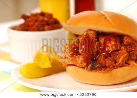 BBQ Schweinefleisch Sandwich gezogen