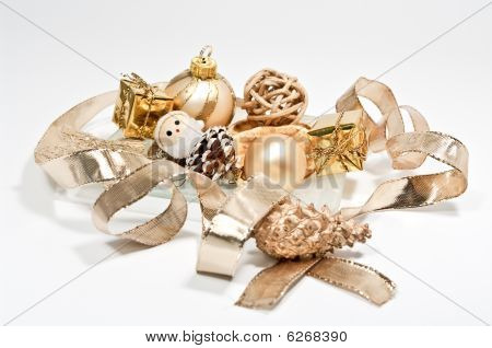 Decoração em ouro