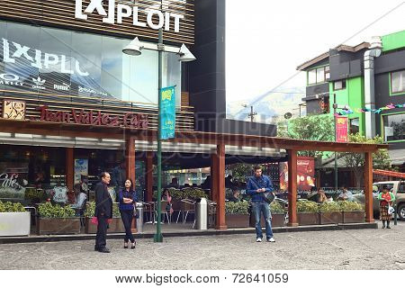 Plaza Foch in Quito, Ecuador