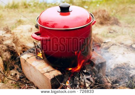 Vida de campamento - Pot en Binfire