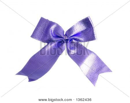  Violet Golden Bow auf weißem Hintergrund
