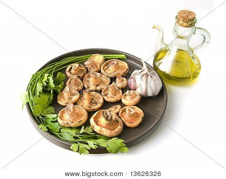 Olio d'oliva e funghi