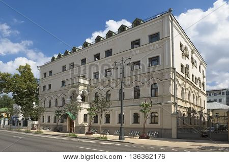 MOSCOW, RUSSIA - JUNE 23, 2016: House prichta of the temple of St. Nicholas in Pyzhi Bolshaya Ordynka 27/6 building 3 built in 1890 a monument of architecture