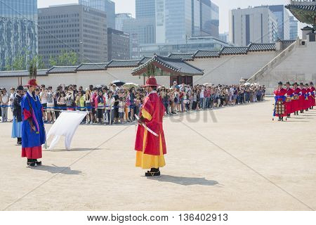 SEOULSouth Korea - MAY 22: Changing of the Royal guard ceremony at the Gwanghwamun main Gate of Gyeongbokgung Palace. MAY 22 2016 in Seoul South Korea