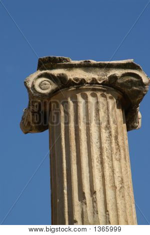 Colonne grecque