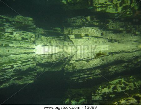 Riflessione sott'acqua
