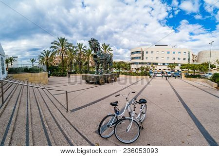 Tel Aviv, Israel - November 2016: Cyber Horse, Sculpture Of Trojan Horse At Tel Aviv University, Isr
