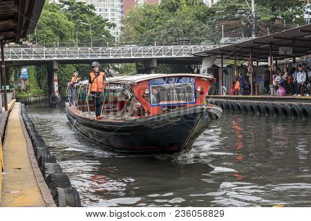 The Water Public Transportation Speed Boat Is Alternative To Go Travel, Bangkok Thailand 11.01.2018