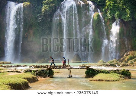 Ban Gioc Waterfall(veitnam Name) Or Detian Waterfall(chinese Name) Waterfall Is The Most Magnificent