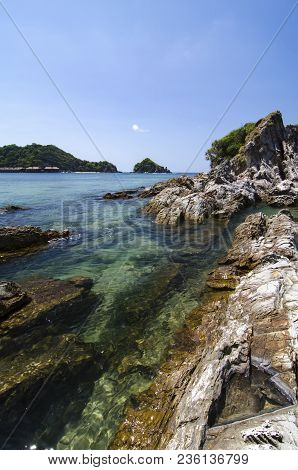 Hidden Beauty Of Kapas Island Located In Terenganu, Malaysia At Sunny Day. Blue Sky And Clear Sea Wa