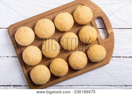 Homemade Brazilian Cheese Buns ( Pao De Queijo )