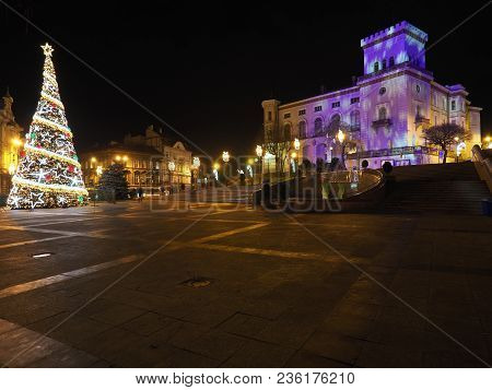 Bielsko-biala, Poland Europe On January 2018: Sulkowski Castle And Christmas Tree In Historical City