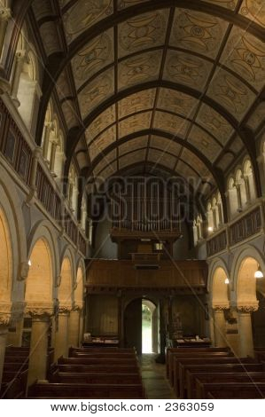 Interior da Igreja de Chideock