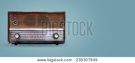 Vintage Radio On Color Background. Retro Technology. Flat Lay, Top View Hero Header. Vintage Color S