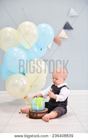 First Birthday For The Boy. Smash The Cake, A Thematic Birthday - A Travel, Trip. Globe. Researcher