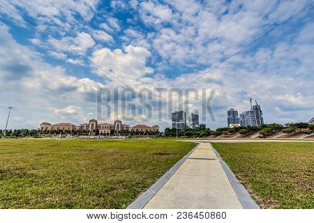 Johor Bahru, Malaysia - August 3Rd , 2017 :kota Iskandar Main Building. Kota Iskandar Is An Administ