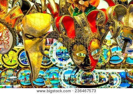 Venetian Masks Plates Venice Italy Masks Used Since The 1200s For Carnival, Which Were Celebrated Ju
