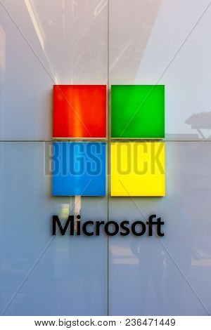 San Antonio, Texas - April 12, 2018 - The Microsoft Logo At The Entrance Of The Microsoft Store And