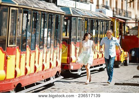 Young Lovers Couple Walks In Their Hands, Cheerful Lovers Dreaming, Walk The City, Set.
