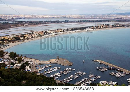 Cagliari: Panorama Of The Poetto Beach, View From The Sella Del Diavolo, Marina Piccola - Sardinia