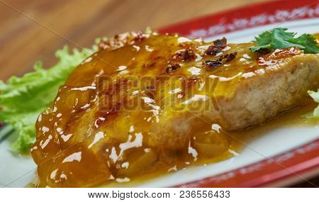 Apricot Dijon Pork Chops , Make Boring Pork Chops Into Something Spectacular And Flavorful With A Qu